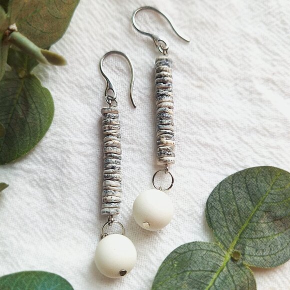Long & Elegant Shell Earrings, Bridal Statement Shell Earrings, Coastal Boho - Picture 1 of 6